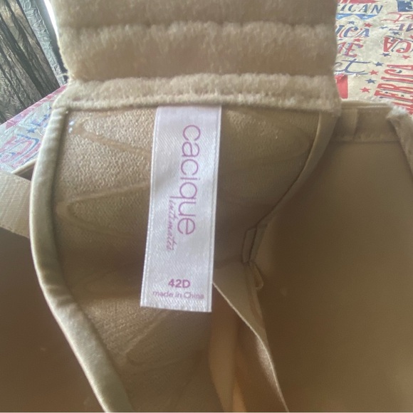 Cacique Cream MultiWay Bra with Molded Cups 42D - Picture 3 of 5